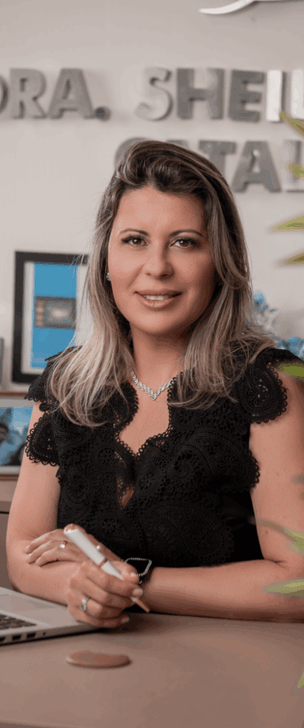 Dra. Sheila Lobo Cataldo na Clínica Armoni, especialista em odontologia geral e tratamentos personalizados em Alphaville.